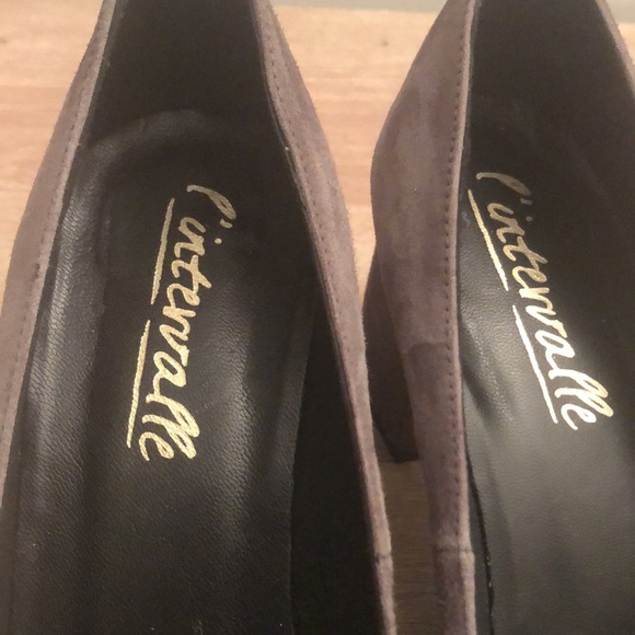 L'INTERVALLE—LARIBA GREY SUEDE - Picture 9 of 16